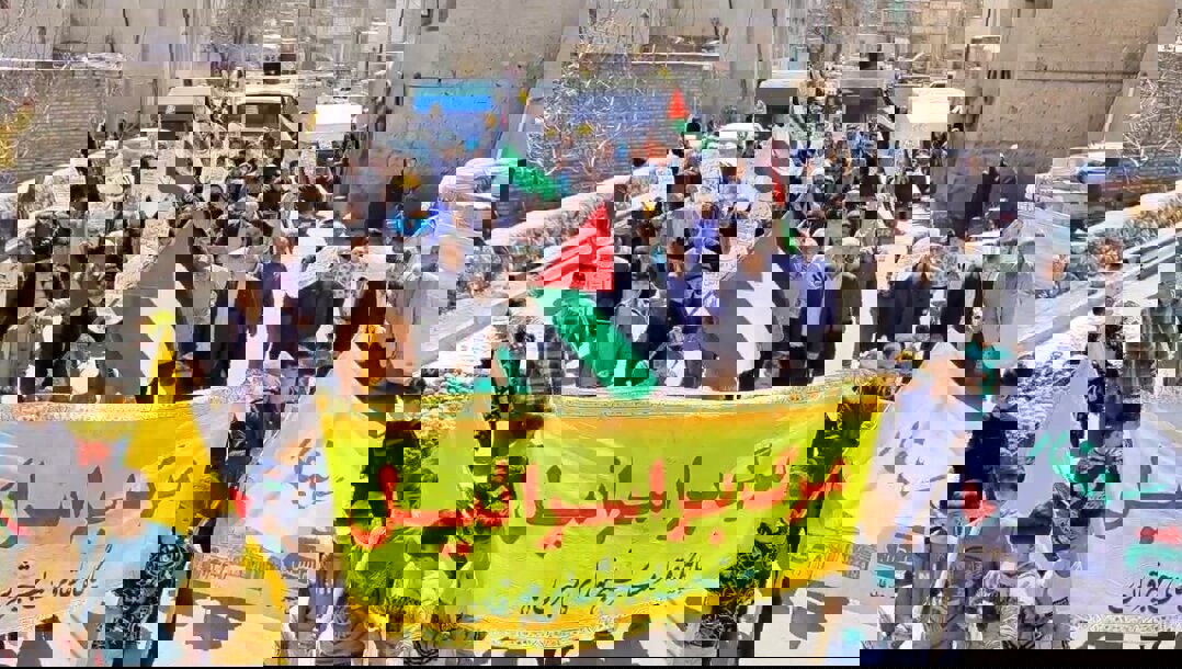 حضور شایسته مردم روستای اریسمان نطنز در راهپیمایی ۲۲ بهمن