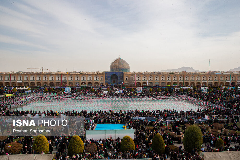 حماسه‌آفرینی در نصف جهان/ اصفهانی‌ها سنگ تمام گذاشتند