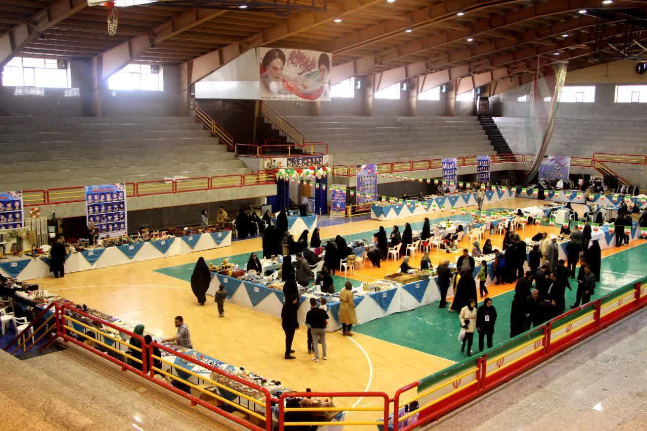 گشایش نمایشگاه مشاغل خانگی در دولت آباد