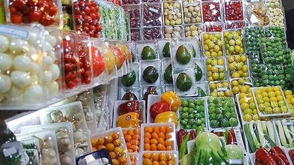 کشف قاچاق میلیاردی میوه‌های خارجی در شهرضا