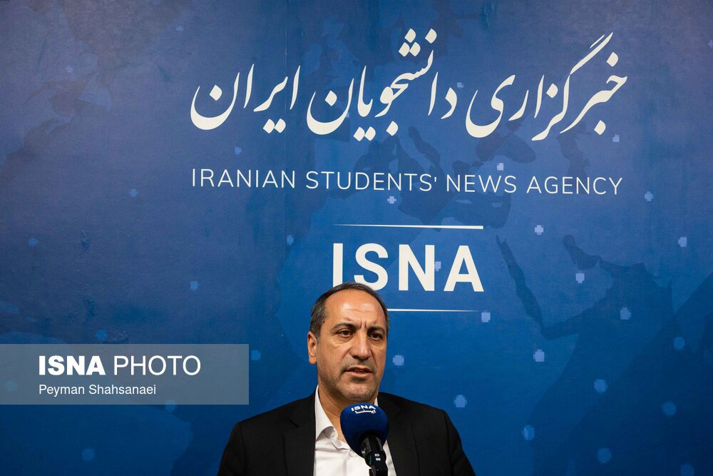 معاون سیاسی استاندار اصفهان: انتخابات تضمین‌کننده جمهوریت نظام است