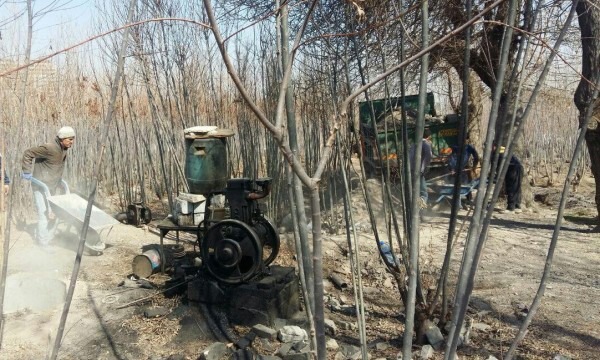 پُر و مسدود سازی ۸ حلقه چاه غیر مجاز در برخوار