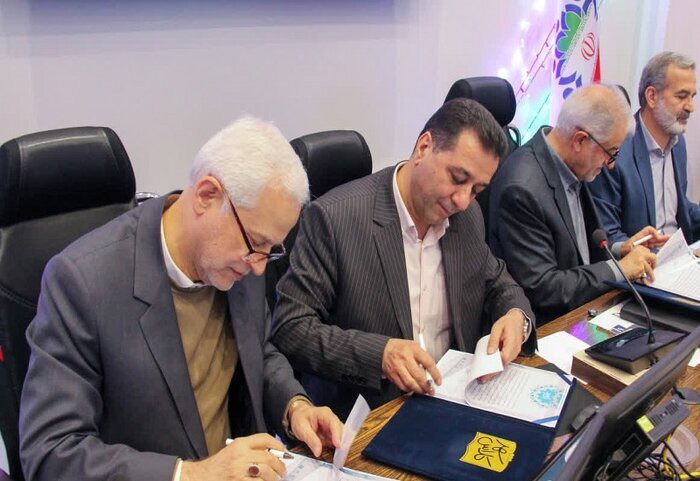 امضای تفاهم نامه همکاری کلاس شهر بین آموزش و پرورش و شهرداری