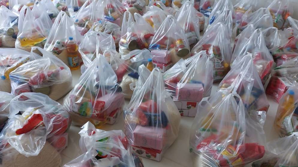 توزیع ۸۰۰ بسته معیشتی بین نیازمندان جرقویه علیا