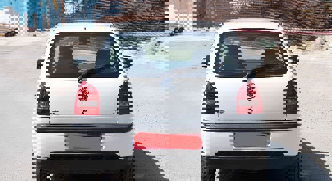 توقیف فولکس گل با ۳۹ میلیون تومان خلافی در محور اصفهان–شهرضا