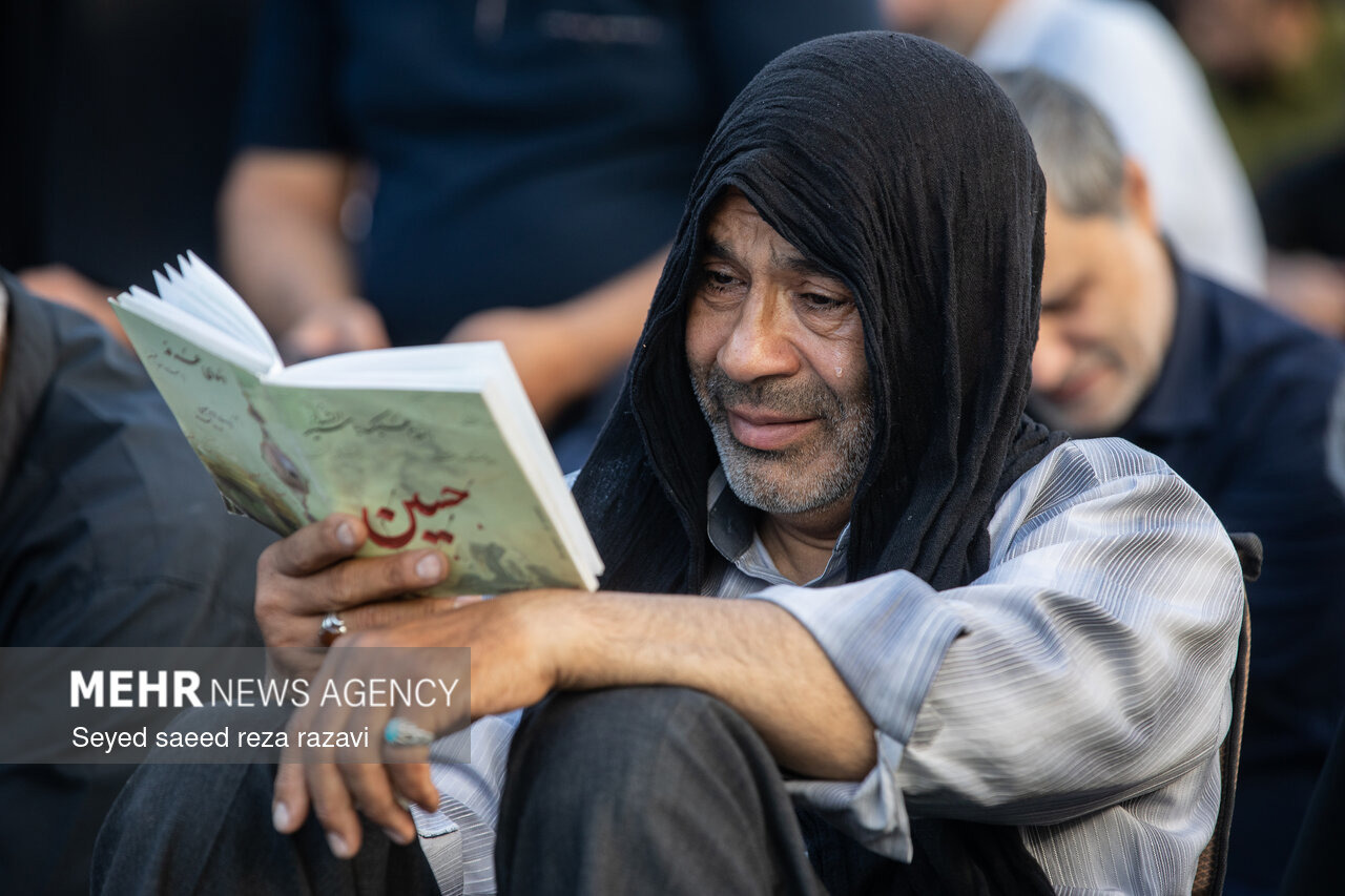 طنین دعای عرفه در دهاقان
