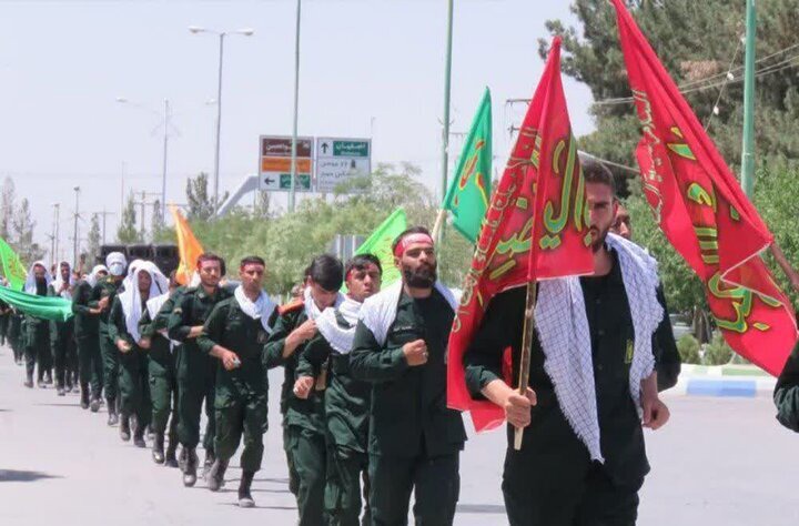 برگزاری حرکت کاروان عاشقان حسینی در اصفهان