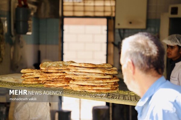قیمت‌گذاری نان دولتی دراختیار استان‌ها نیست؛ارسال سومین پیشنهاد اصفهان