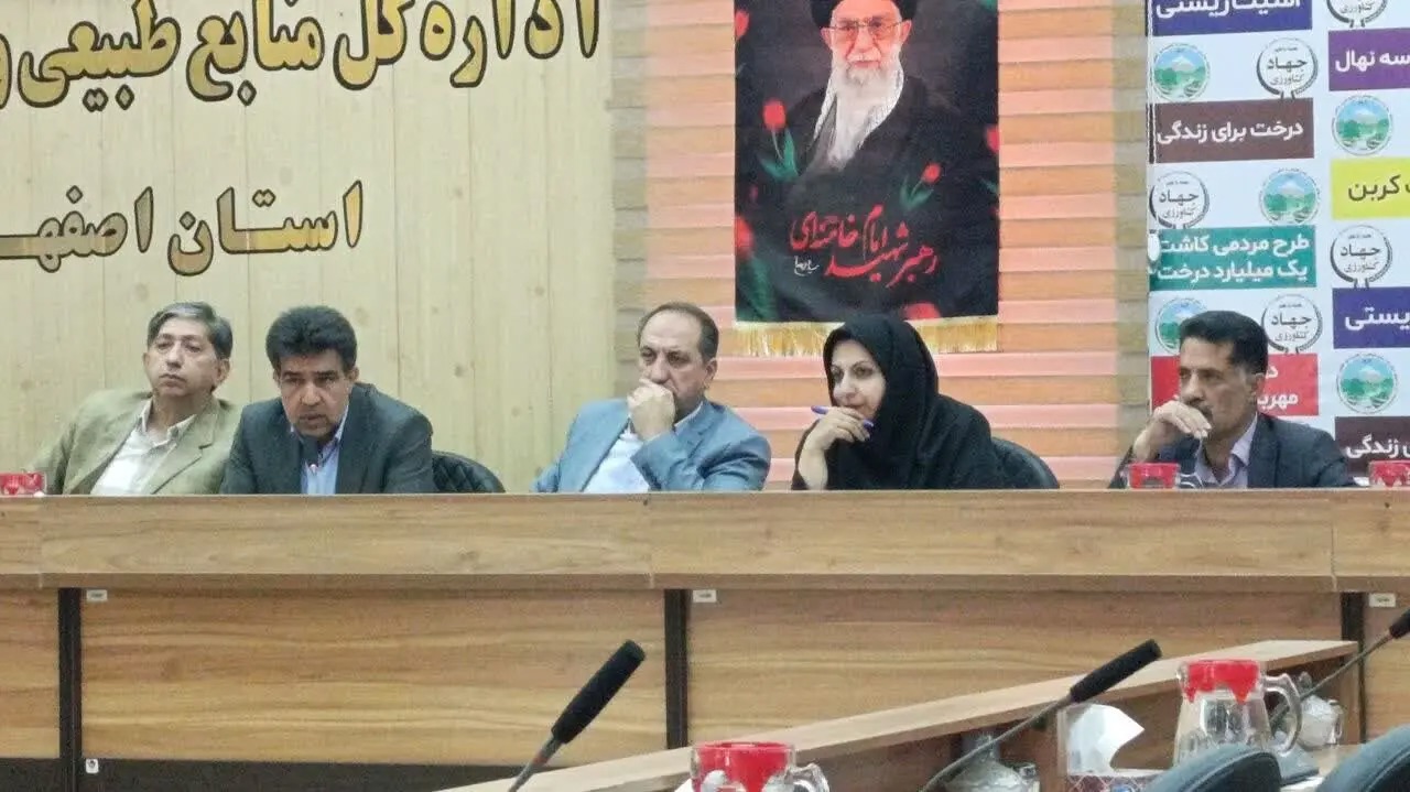 تخریب طبیعت و محیط زیست باید خط قرمز جدی همه دستگاهای اجرایی استان باشد