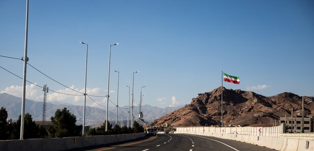احداث سه ایستگاه کنترل سرعت در آزادراه کاشان-نطنز-اصفهان