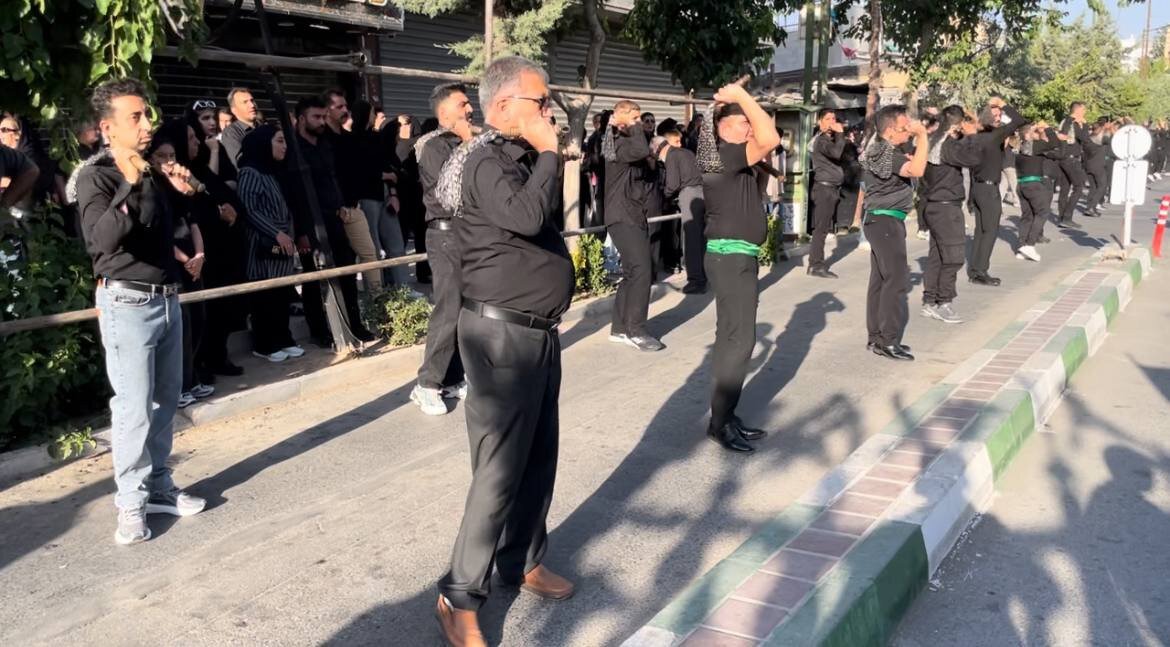 عزاداری مردم روستای نماگرد در تاسوعای حسینی برگزار شد