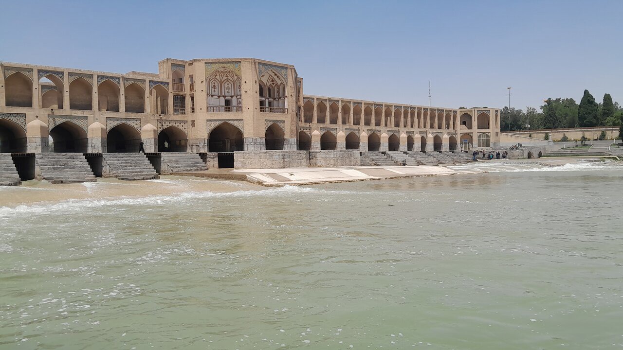 کیفیت هوای اصفهان سالم شد