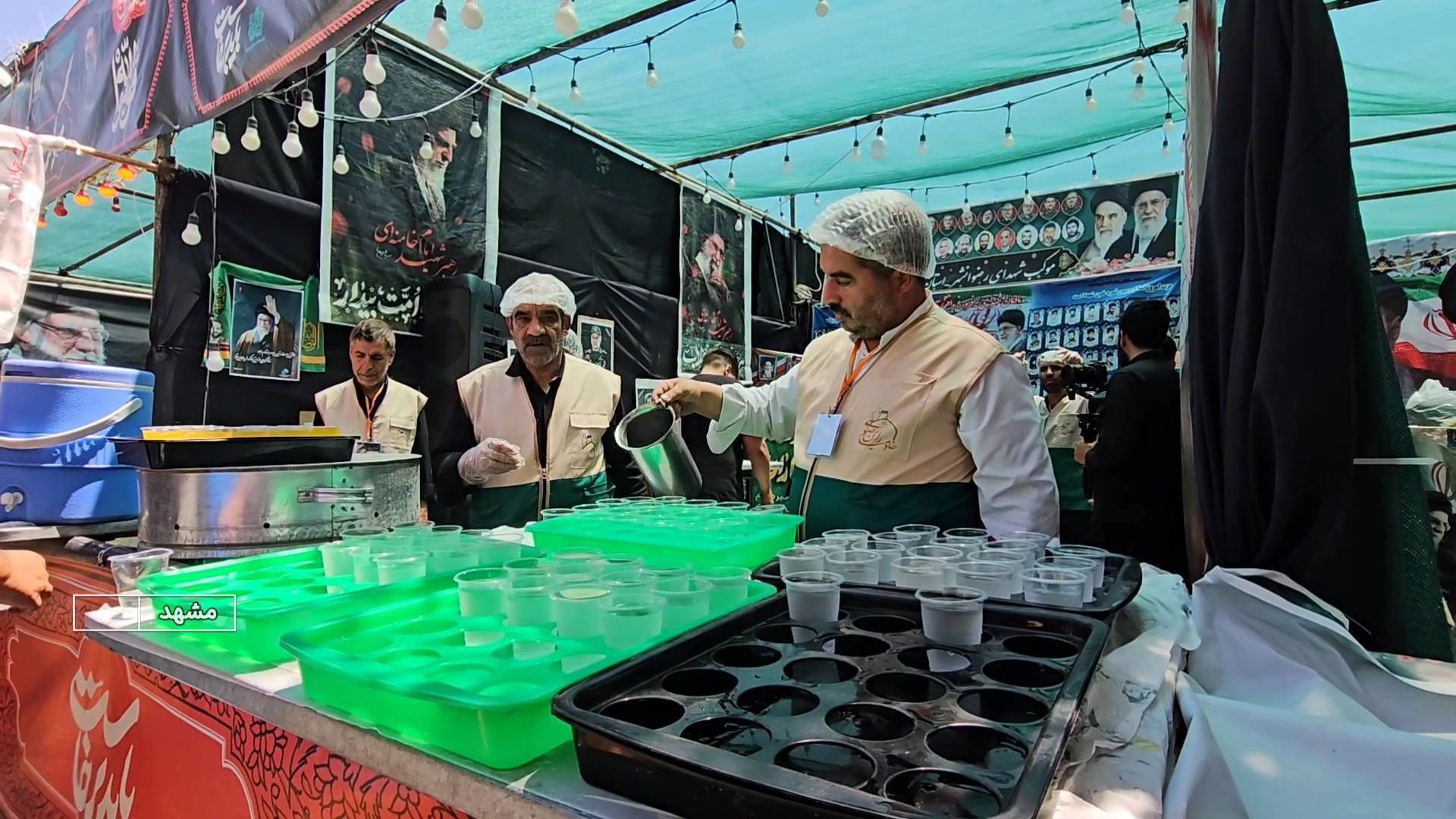 خدمت‌رسانی موکب شهدای رضوانشهر به زائران آقای شهید ایران
