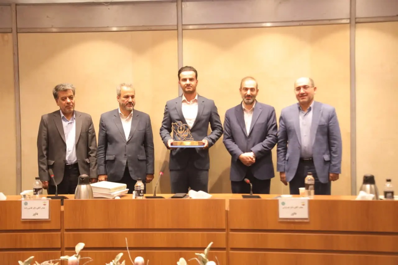 کسب رتبه دوم کشوری اصفهان در رویداد ملی "ایده‌پردازی بازگشت اتباع غیرمجاز"