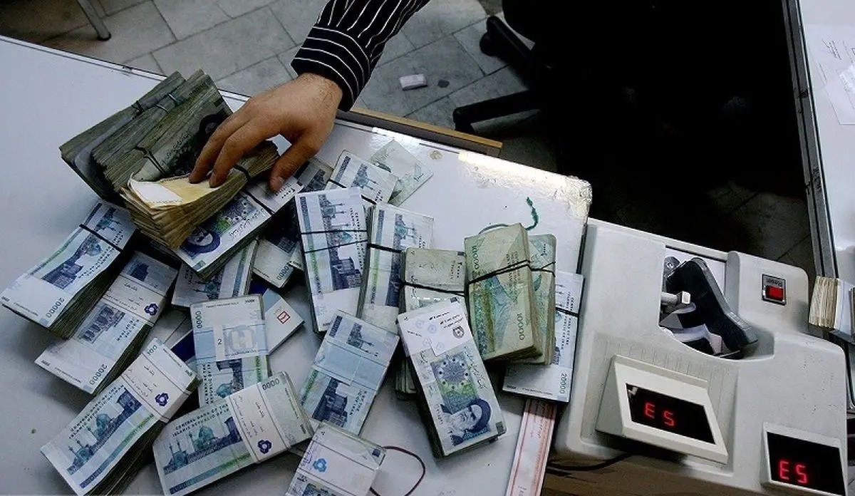 نرخ سود حقیقی منفی؛ خروج خاموش پول از بانک ها