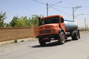 پیمودن ۳۰۰۰ کیلومتر برای آبرسانی سیار به روستاییان اردستان