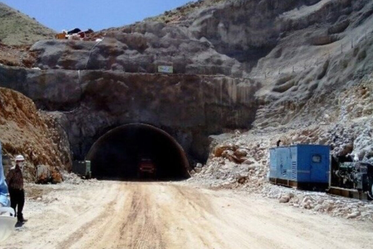 تونل خوانسار ـ بوئین‌میاندشت در انتظار تأمین اعتبار برای تکمیل است