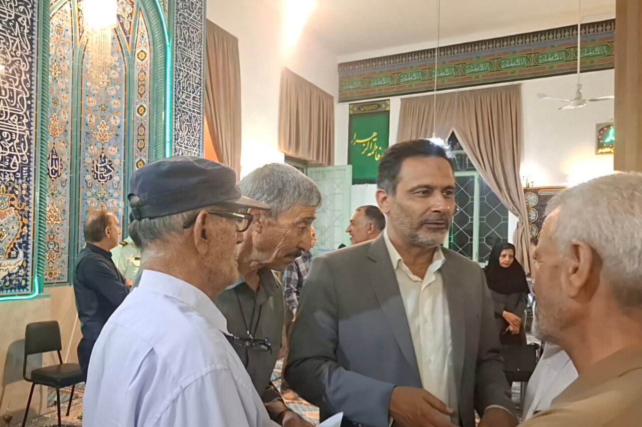 چاه‌های کشاورزی روستای مزرعه با نیروگاه خورشیدی از خاموشی خارج می‌شوند