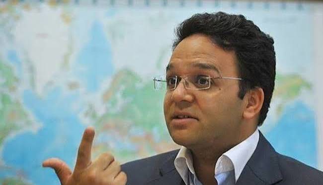 دیپلماسی در اوج فشار
