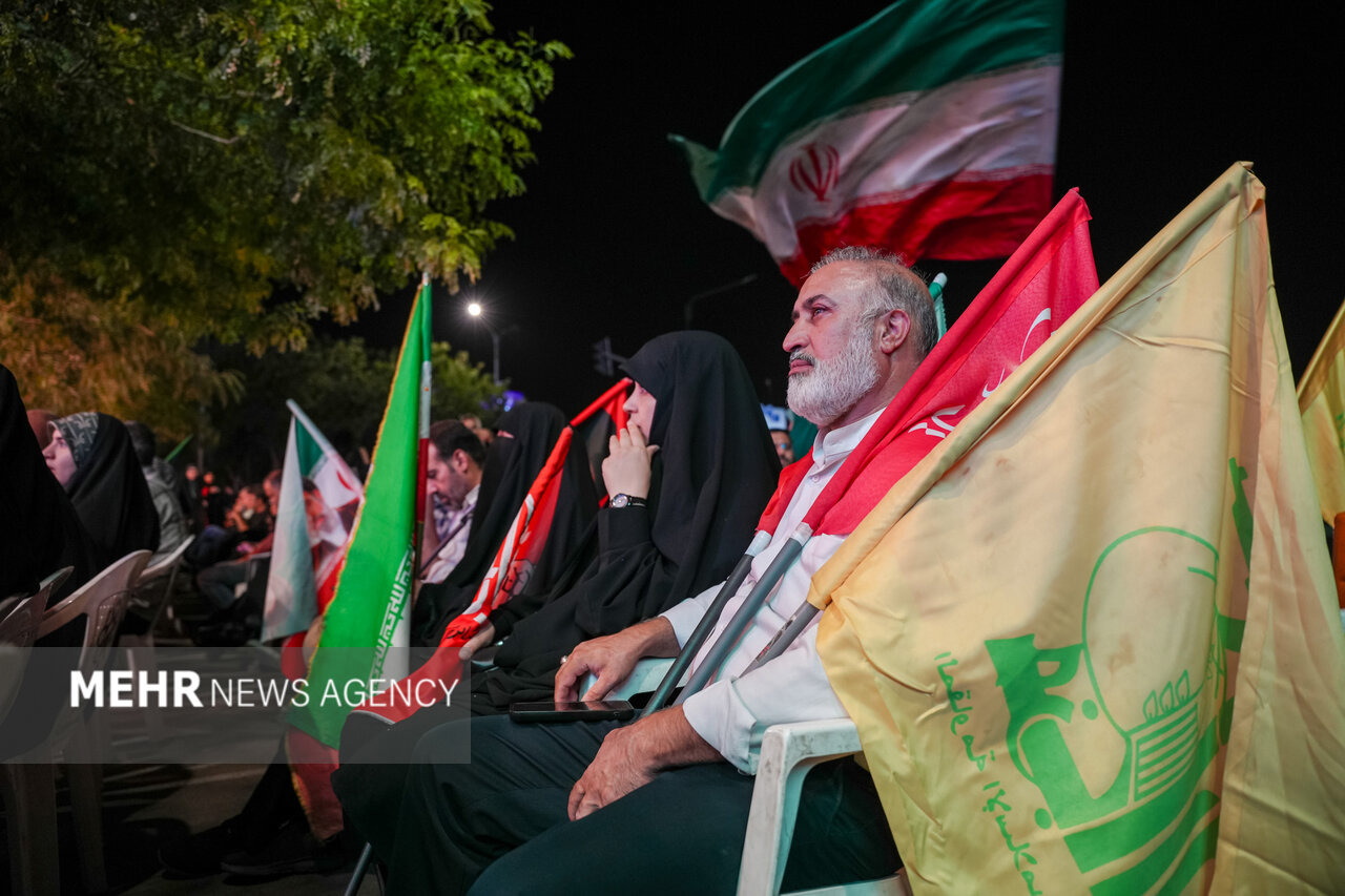پرچم مقاومت را اهل بصیرت، صبر و علم حمل می‌کنند