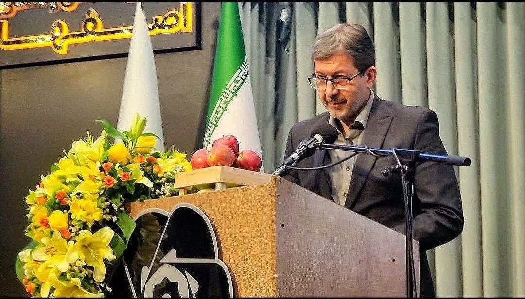 لزوم توسعه سند چشم‌انداز سمیرم از کشاورزی تک‌محصولی به سمت گردشگری هوشمند