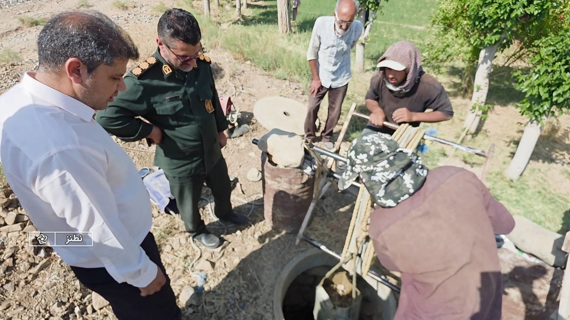 از لایروبی قنوات در نطنز تا آسفالت ریزی مسیر دسترسی روستای زرنه