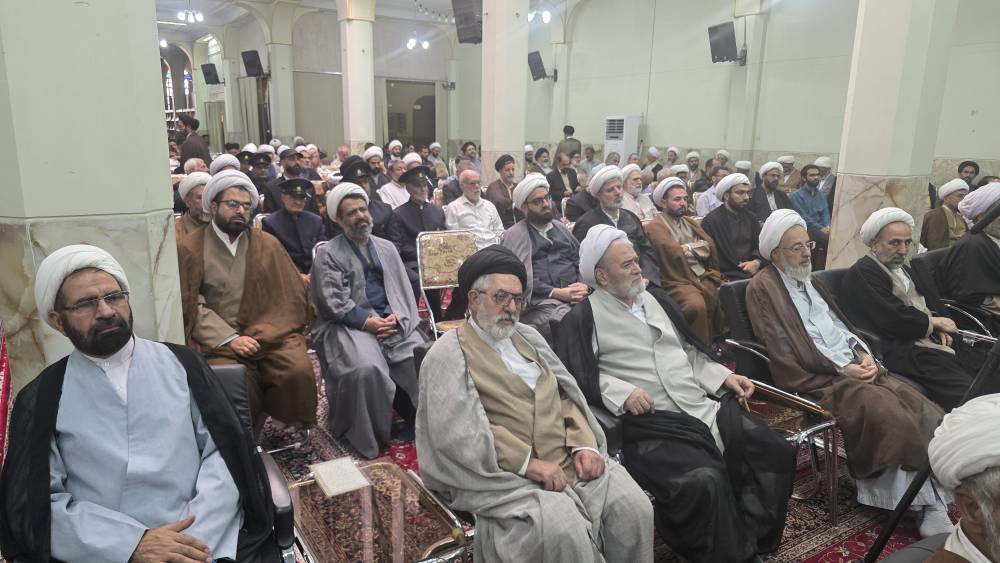 آیت الله شبیری زنجانی مرجع تمام نمای شیعه بود