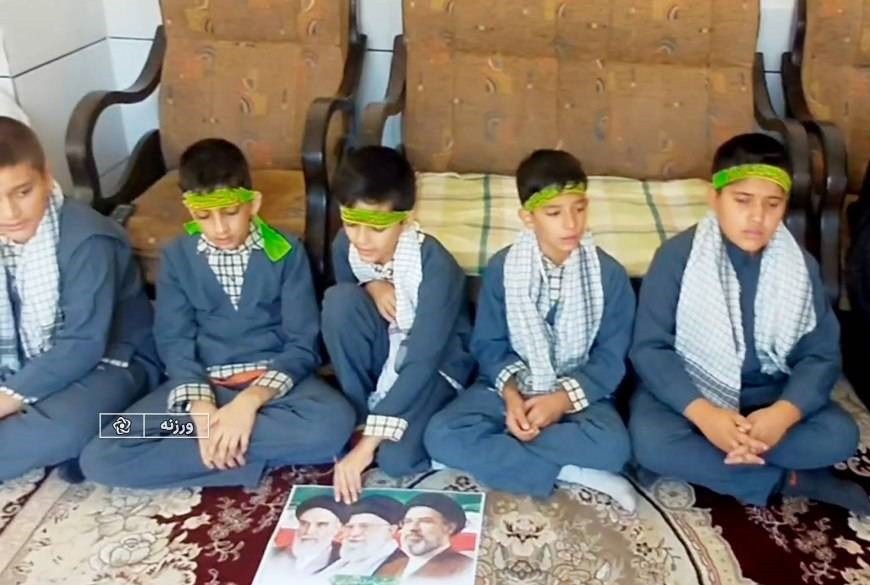 دیدار با مادران شهید بنویدی و فاضلی در ورزنه