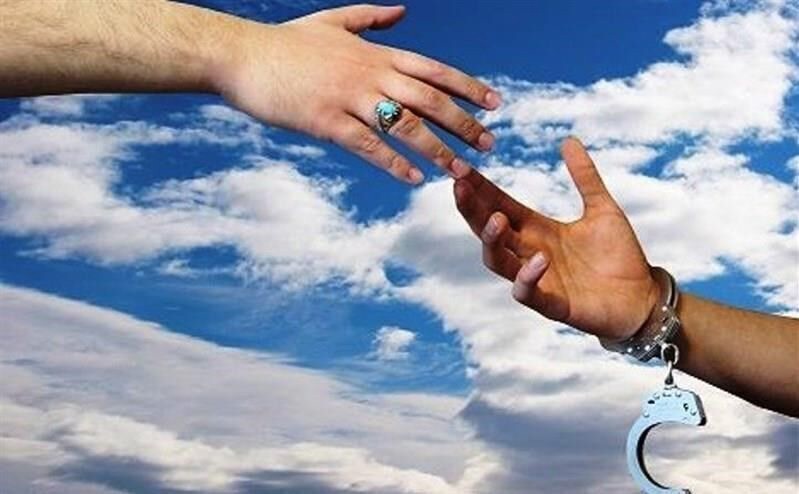 کمک  ۷۰۰ میلیون تومانی پدر و دختر اصفهانی