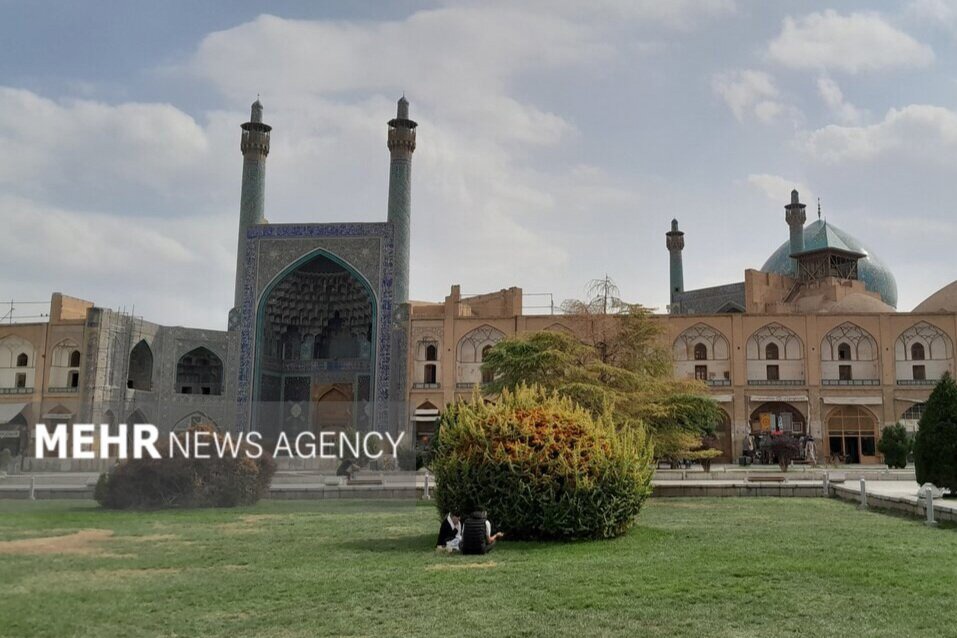 شاخص هوای اصفهان بر مدار قابل قبول قرار گرفت