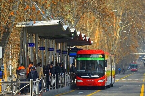 خدمت‌رسانی حمل‌ونقل عمومی کاشان به زائران شهید اردهال طی ۲ روز