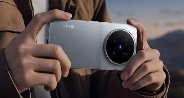 آنباکس گوشی متفاوت Vivo X۵۰۰