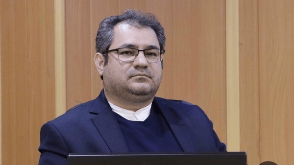 تایید مسیر عبور خط ۲ قطار شهری از کنار مسجد جامع اصفهان