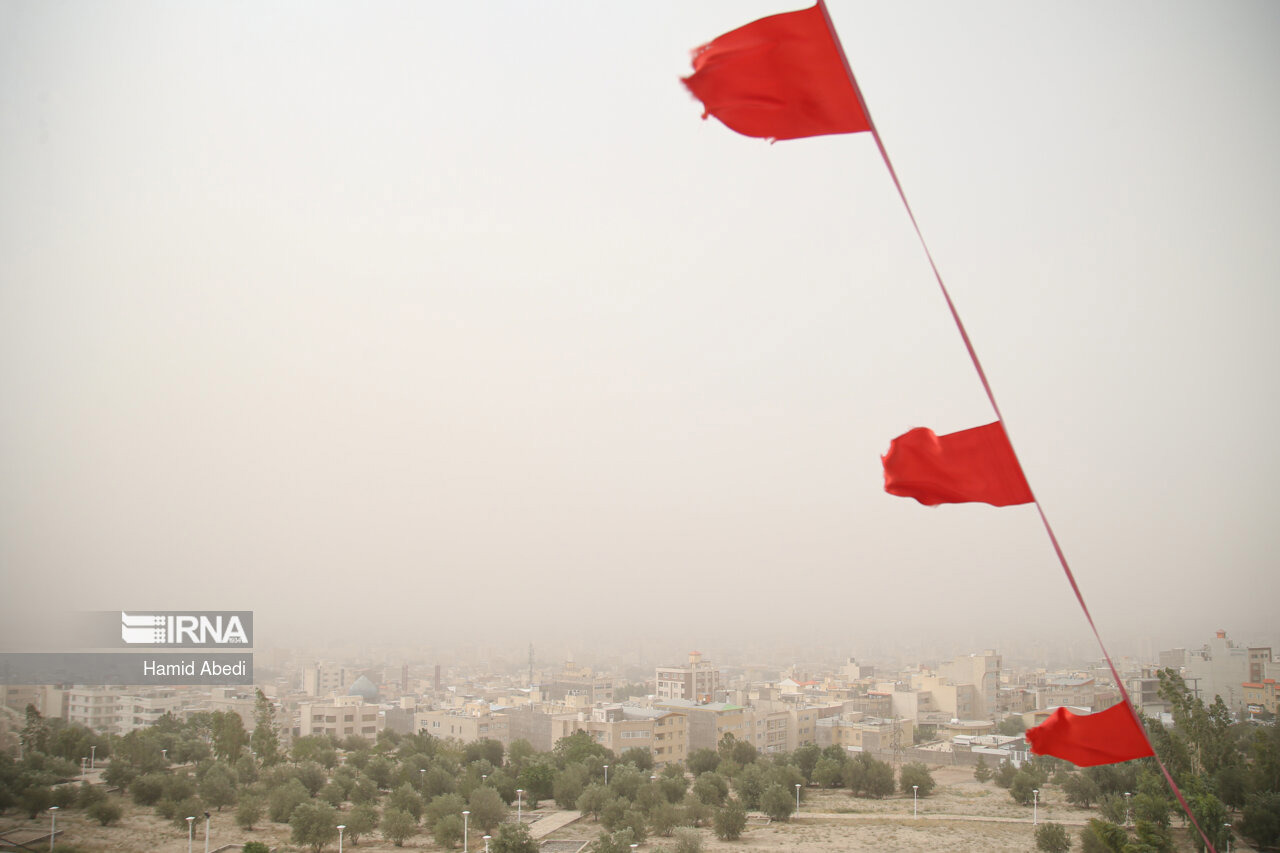 طوفان با سرعت ۹۰ کیلومتر خوشاب را درنوردید