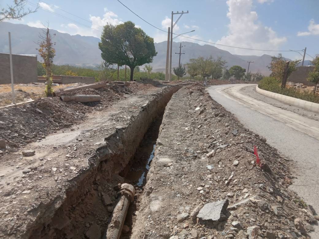 آغاز عملیات اجرایی ۴۸۰۰ متر خط انتقال آب آشامیدنی در خوانسار