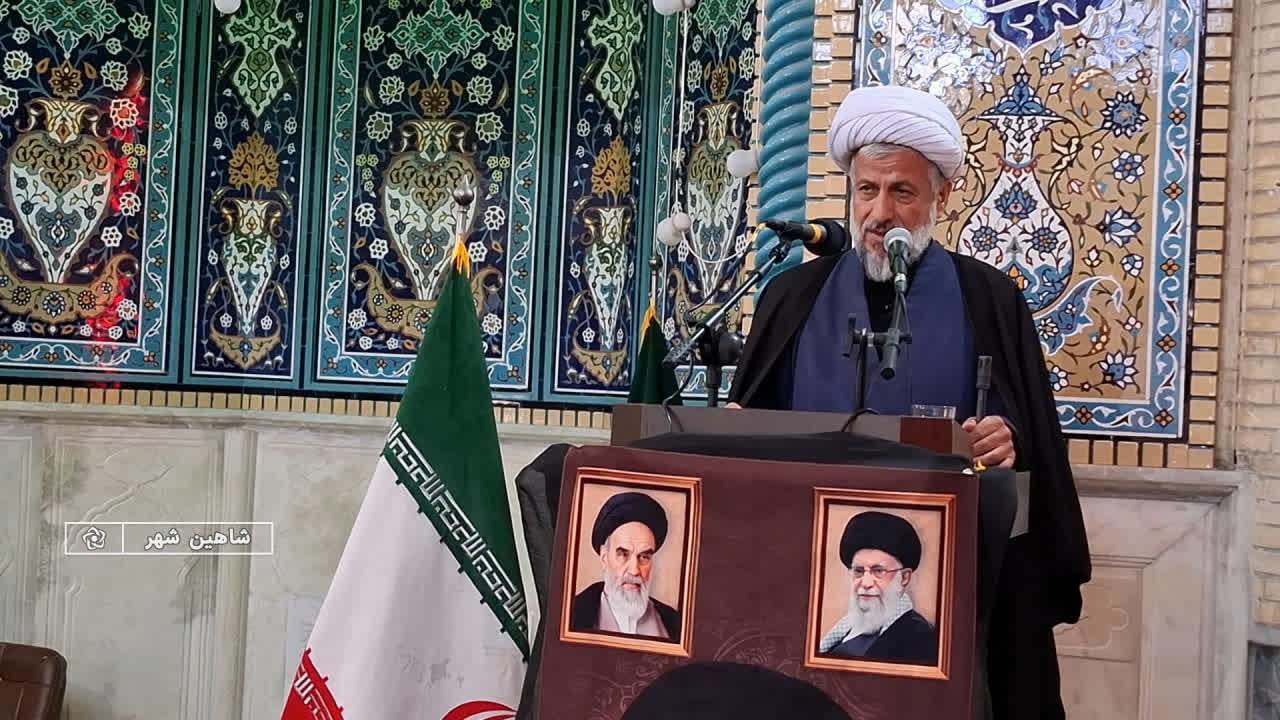 تأکید امام جمعه شهید شهر  بر قدرت و عزت نظام جمهوری اسلامی ایران در عرصه جهانی