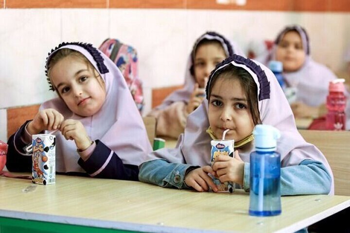 توزیع شیر مدارس در ایلام از ۱۵ آبان‌ماه آغاز می‌شود