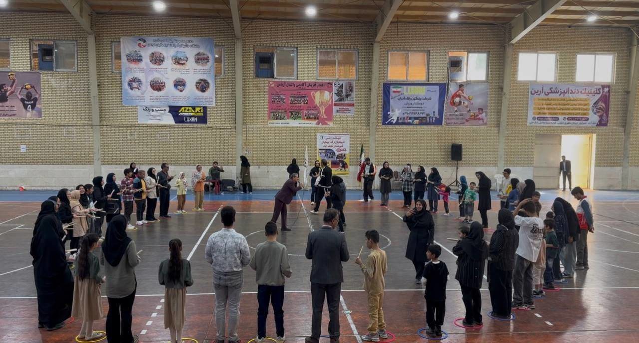اجرای برنامه ورزشی برای نابینایان نجف آبادی