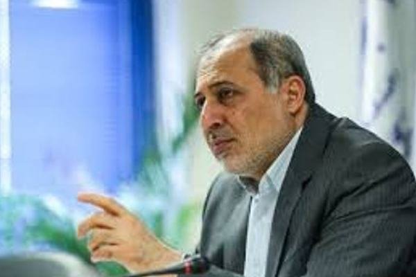 وجود کرم در غذای دانشگاه کاشان؛نارضایتی دانشجو را باید به رسمیت شناخت