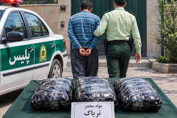 ۱۳ کیلوگرم انواع مواد مخدر در نایین کشف شد؛ ازجاساز تریاک تا بلع شیشه